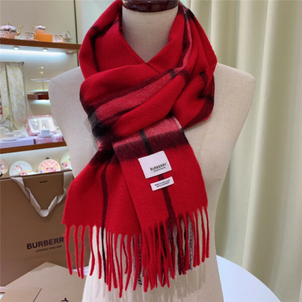 Burberry classic plaid cashmere scarf