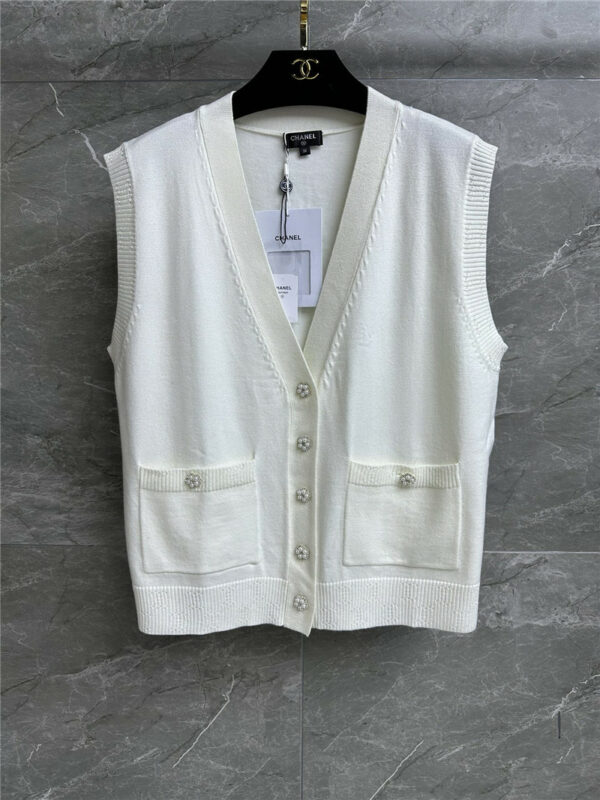 chanel camellia button knitted vest