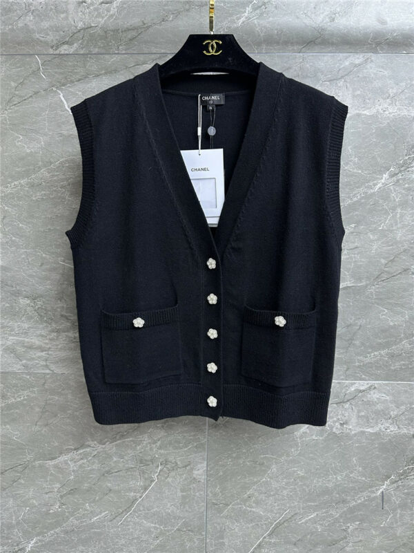 chanel camellia button knitted vest
