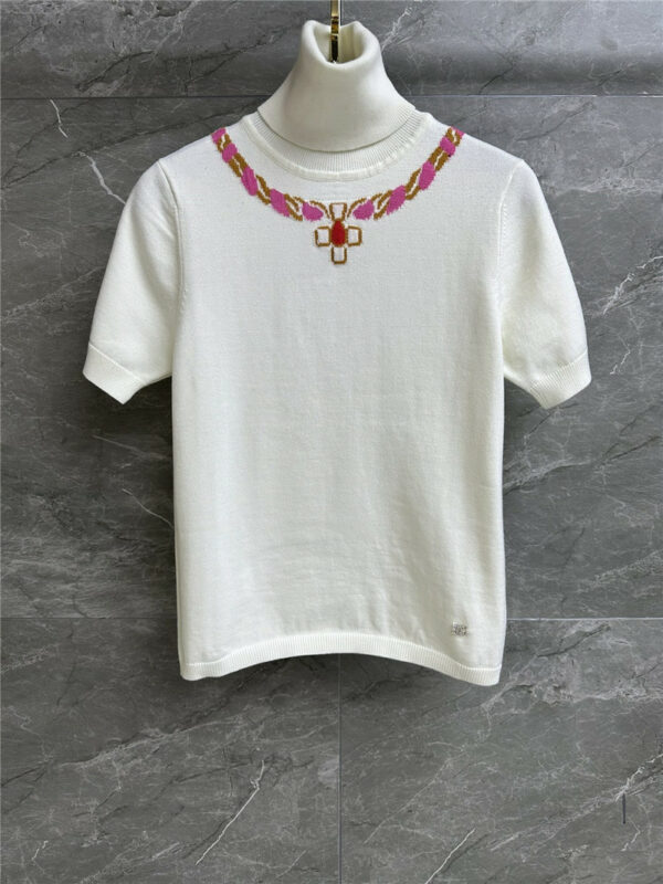 chanel necklace high neck short sleeves