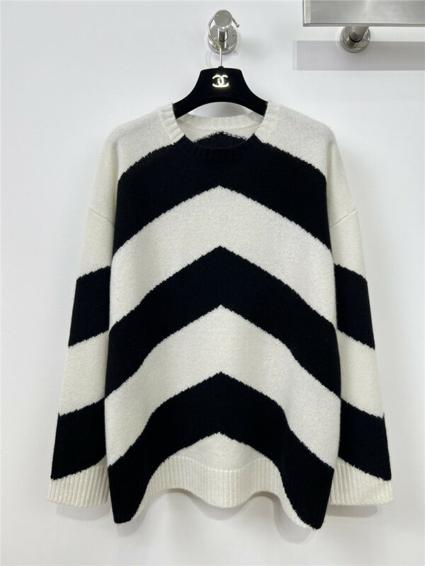 valentino inverted V striped cashmere sweater