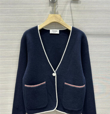 THOM BROWNE new V-neck one-button cashmere cardigan
