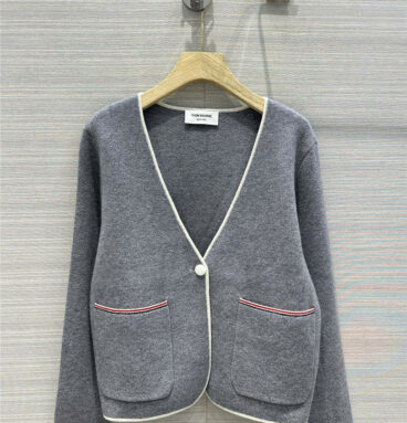 THOM BROWNE new V-neck one-button cashmere cardigan