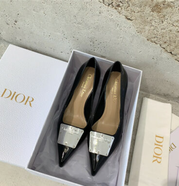 dior new early autumn sandals
