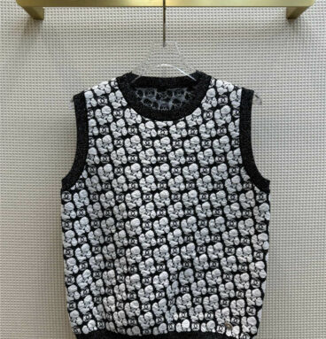 chanel camellia letter intarsia knitted round vest