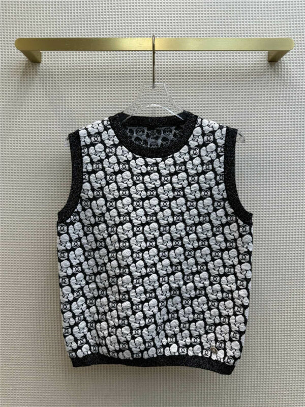 chanel camellia letter intarsia knitted round vest