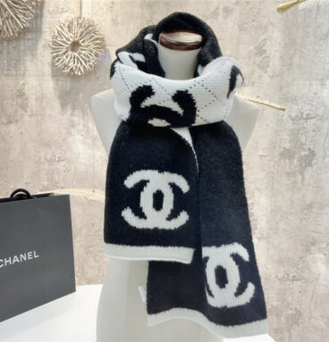chanel size 5 cashmere scarf