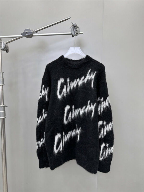 Givenchy barrage series new sweater
