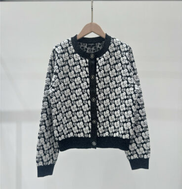 chanel new flower round neck knitted cardigan