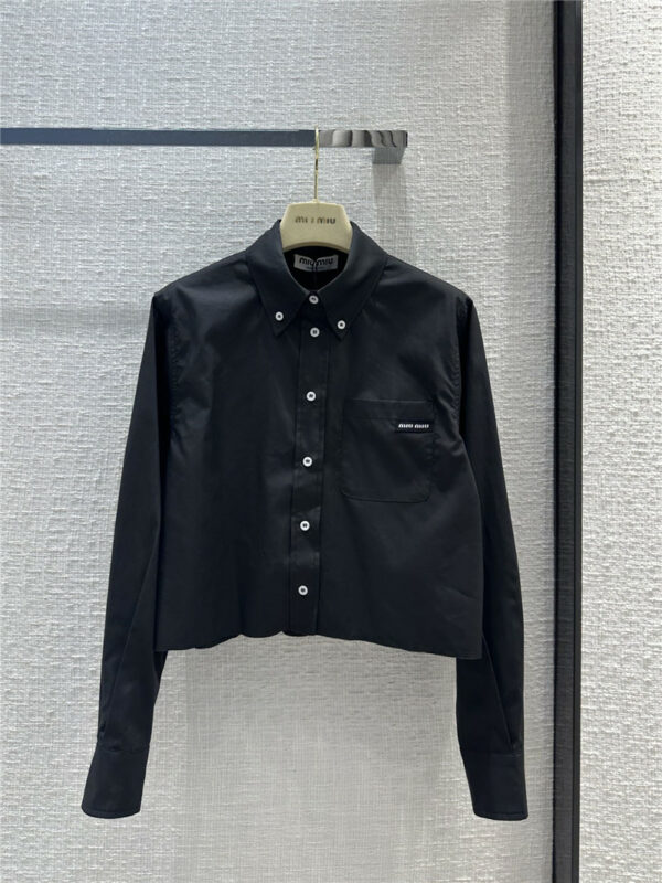 miumiu black short shirt