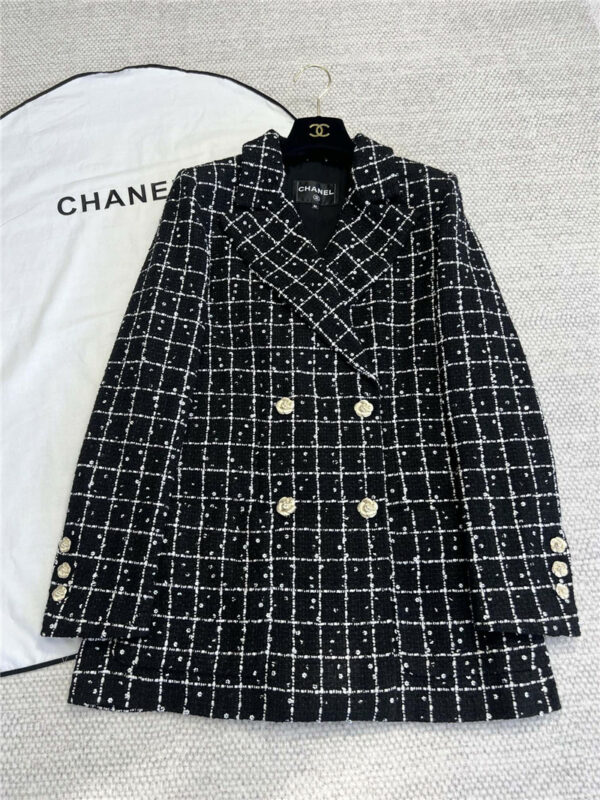 chanel large lapel plaid suit jacket