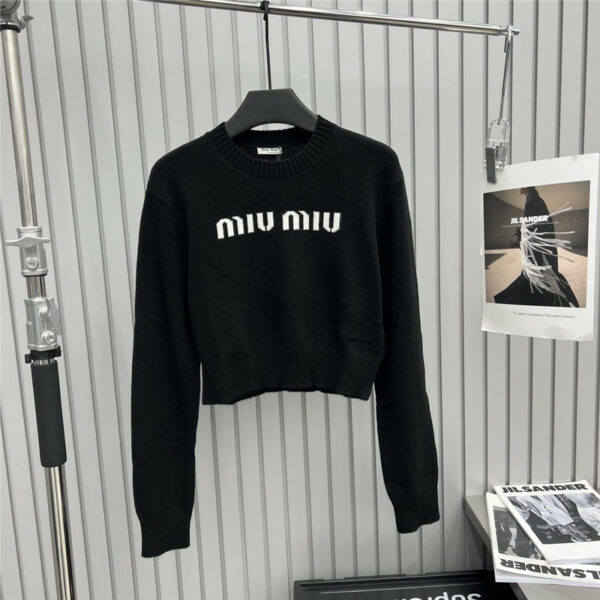 miumiu color block logo letter round neck knitted sweater