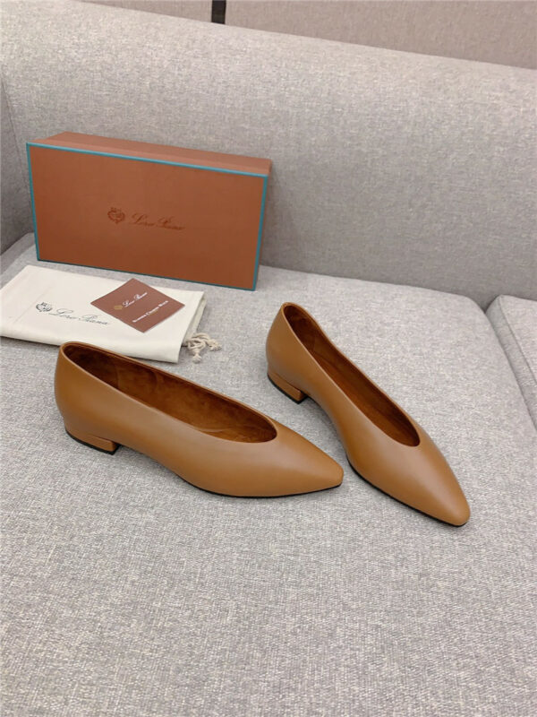 loro piana new pointed toe witch flat shoes