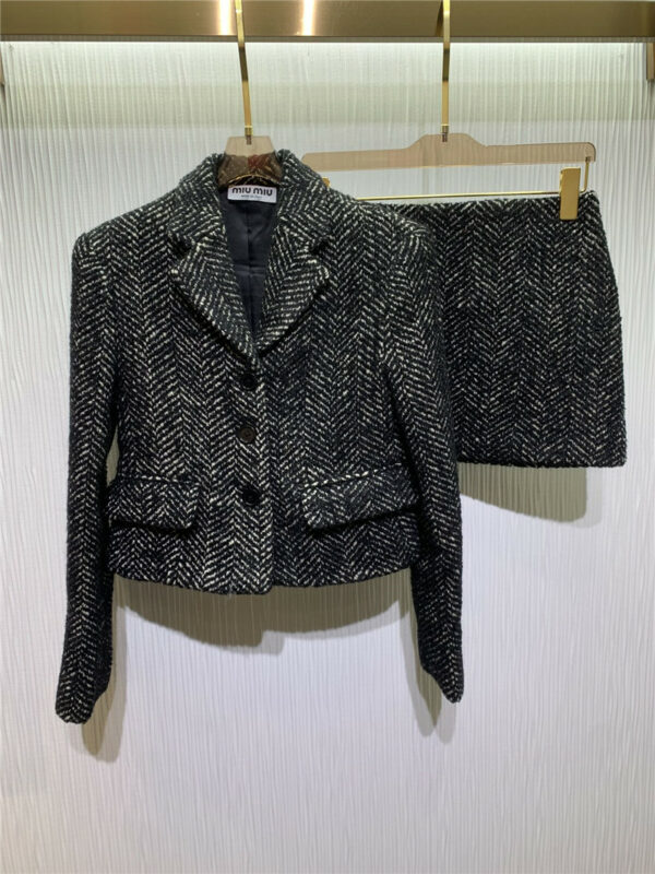 miumiu new fashionable and generous woolen suit