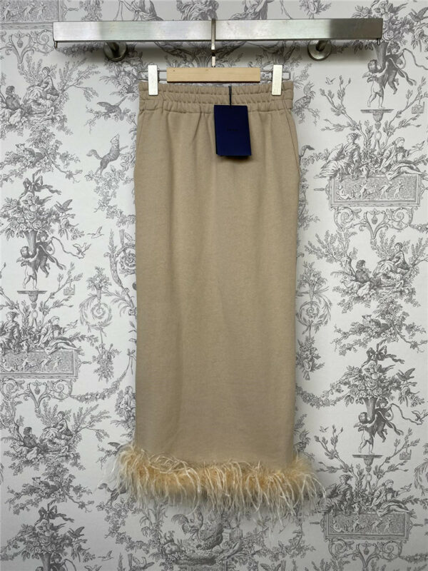 prada new autumn and winter feather hip skirt
