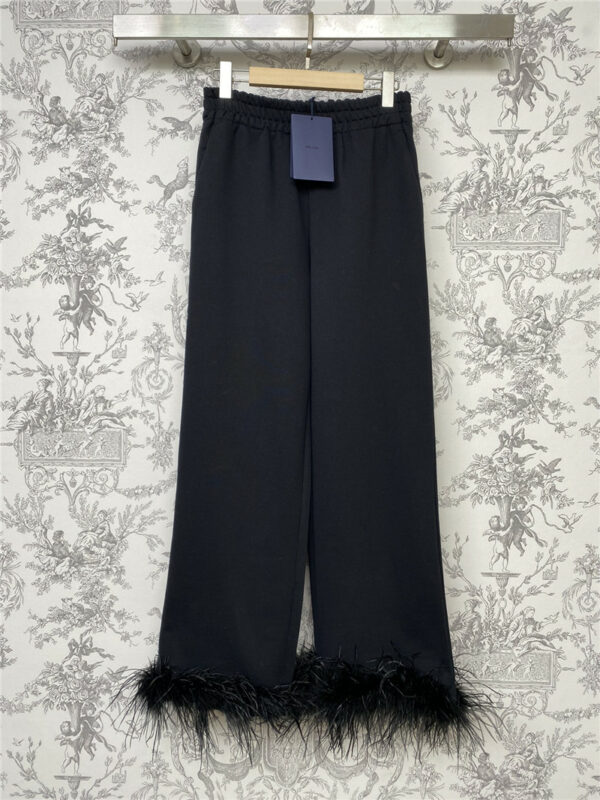 prada new autumn and winter feather trousers