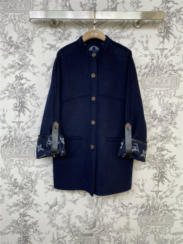 louis vuitton LV new buttoned box mid-length coat