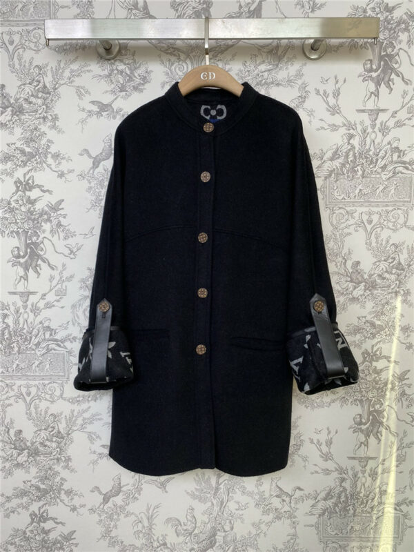 louis vuitton LV new buttoned box mid-length coat