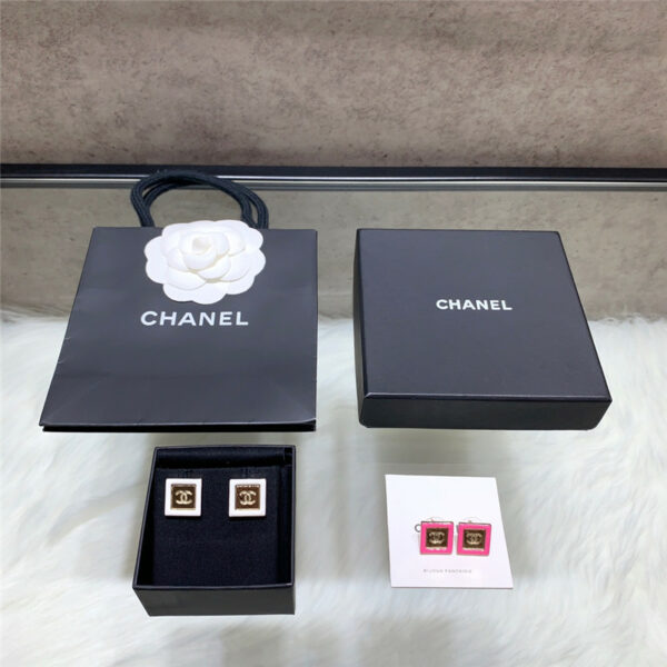 chanel color frame square earrings