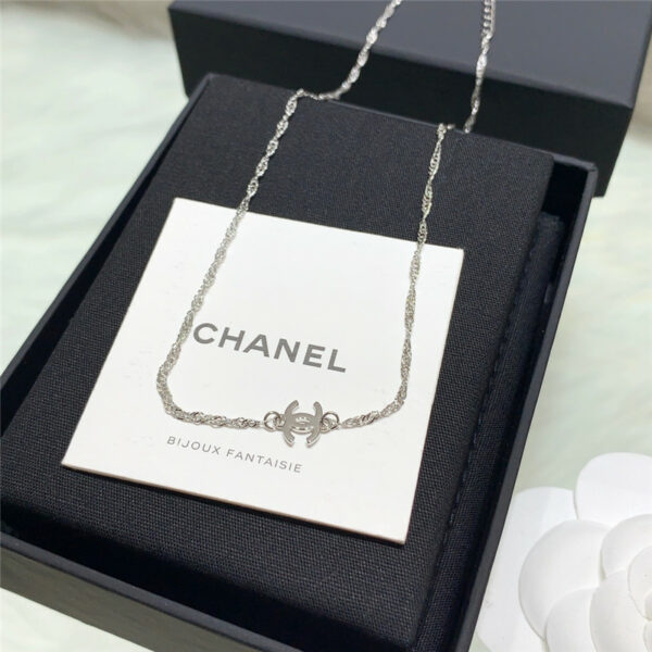 chanel twist chain necklace