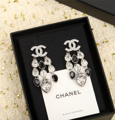 Chanel new double C diamond tassel earrings