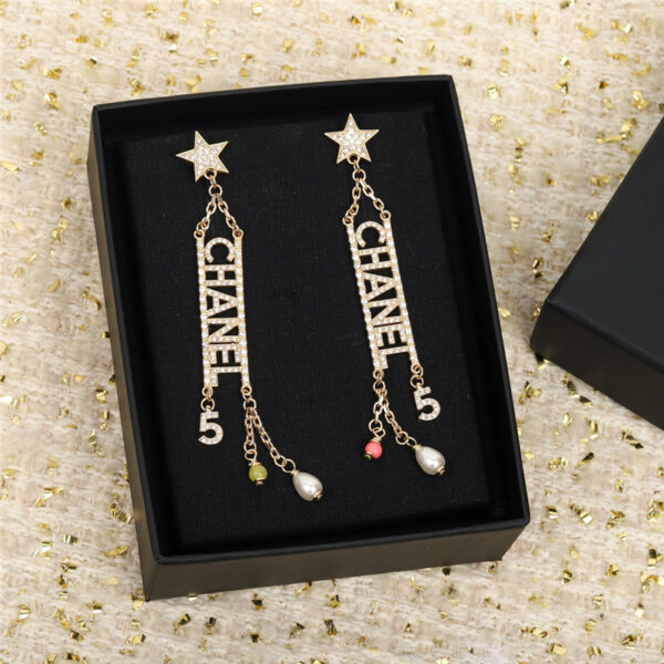chanel five-pointed star rhinestone earrings