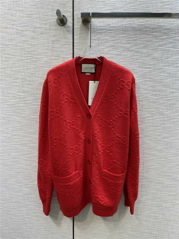 gucci double pocket V-neck knitted cardigan