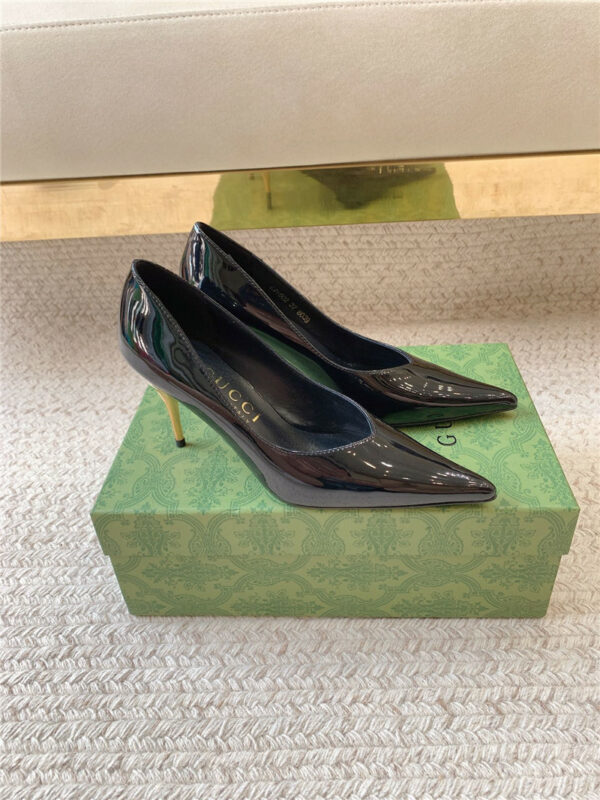 gucci metal heel pointed toe high heel patent leather shoes