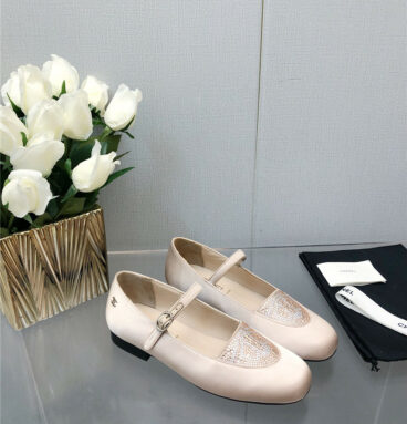 CHANEL Diamond Milan Show Mary Zhen Single Shoes