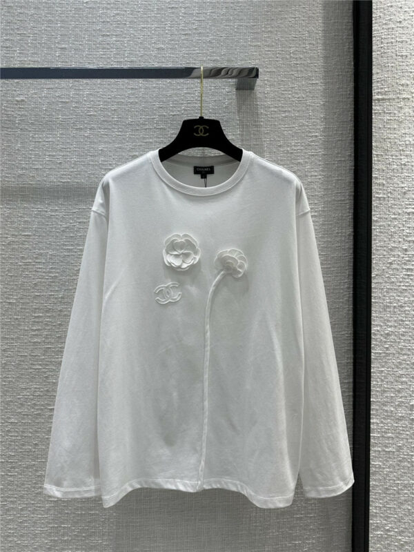 chanel double c round neck long sleeve t-shirt