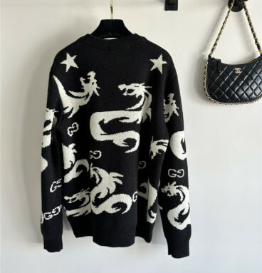 gucci new year limited edition crew neck sweater
