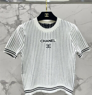 chanel new vertical striped short-sleeved crew neck sweater