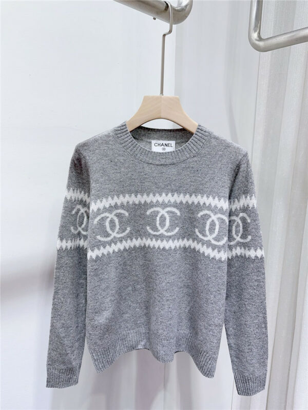 chanel round neck wool cashmere long sleeve sweater