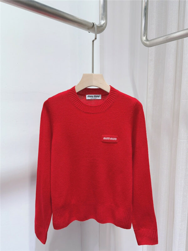 miumiu round neck long sleeve wool cashmere sweater