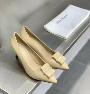 Salvatore Ferragamo double bow pointed toe high heels shoes