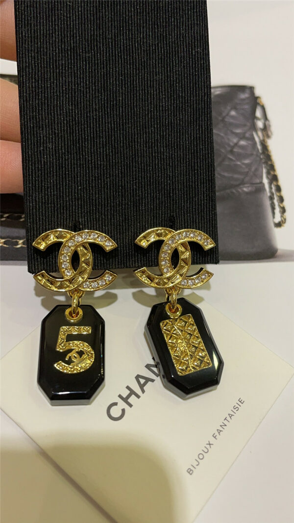 chanel handmade bag + No. 5 earrings