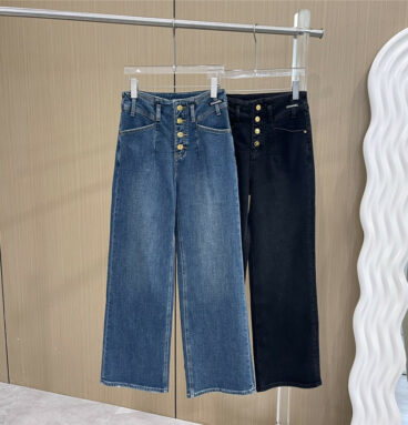 chanel buttoned high waist jeans