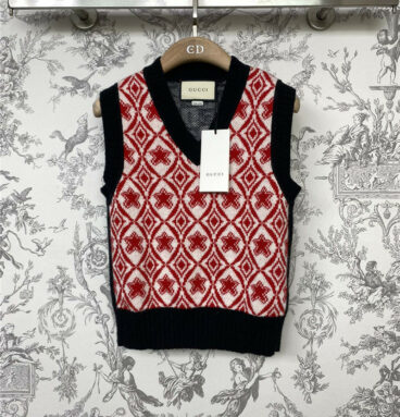 gucci new wool knitted vest