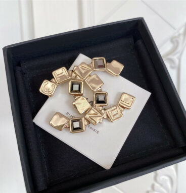 chanel monogram square crystal double c brooch