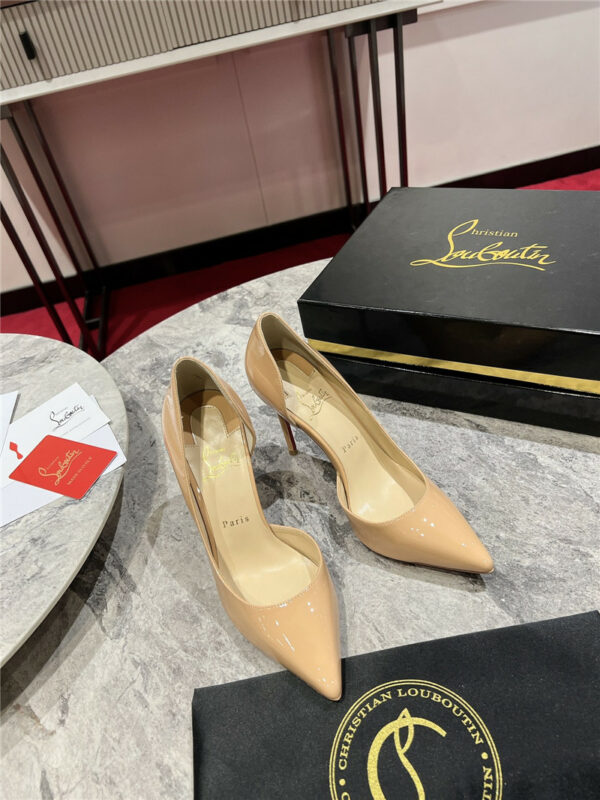 Christian Louboutin side hollow shoes