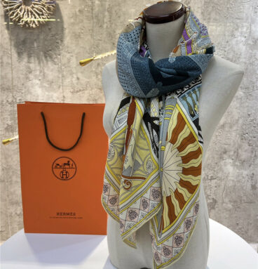 Hermès cashmere and silk-blend shawl