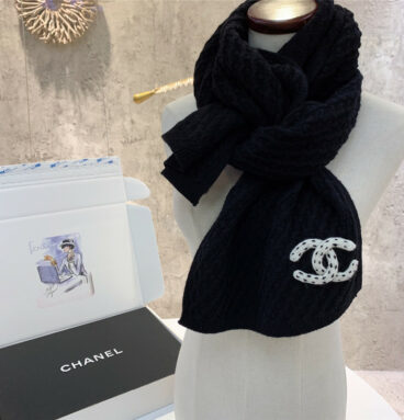 chanel color knitted cashmere scarf