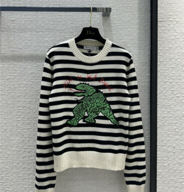 dior green little dinosaur embroidered sweater