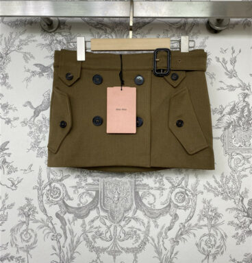 miumiu new Maillard multi-button short skirt