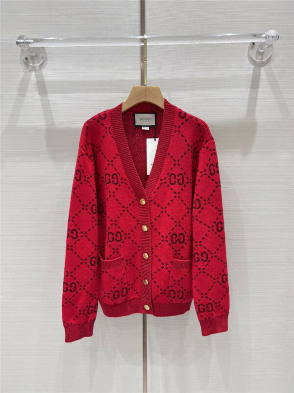 gucci new early spring knitted gold cardigan