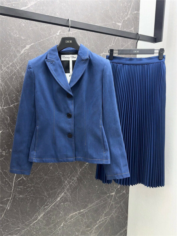 dior single-breasted blazer + pleated skirt suit
