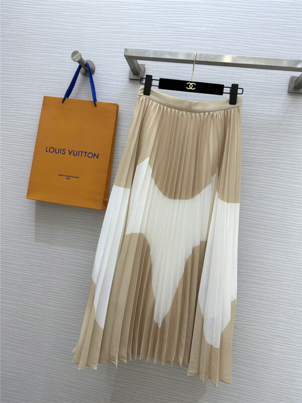 louis vuitton LV contrast color pleated long skirt