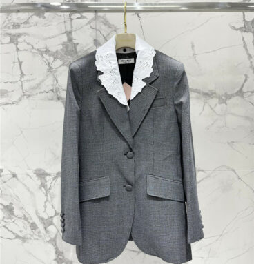 miumiu detachable lace collar suit