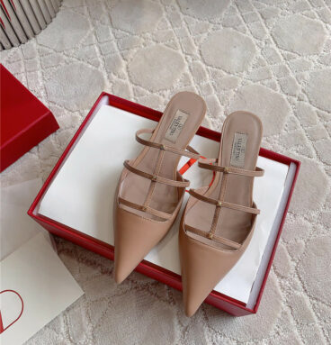 valentino new catwalk pointed toe small heel sandals