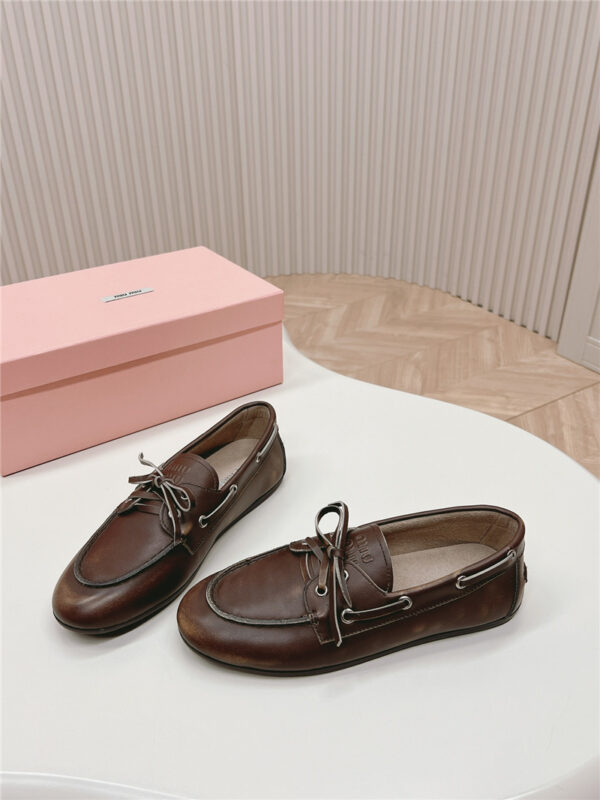 miumiu retro small leather loafers